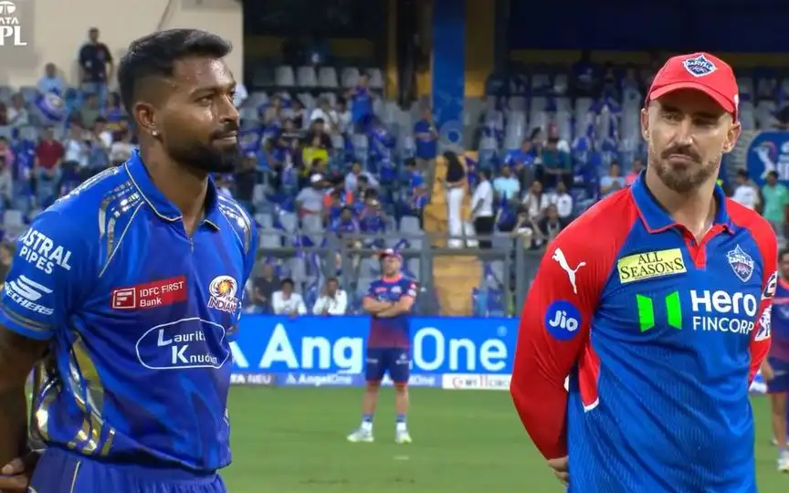 Axar Patel Falls Sick As Captain Faf Du Plessis Asks Mumbai Indians To Bat First At Wankhede Axar Patel Falls Sick As Captain Faf Du Plessis Asks Mumbai Indians To Bat First At Wankhede